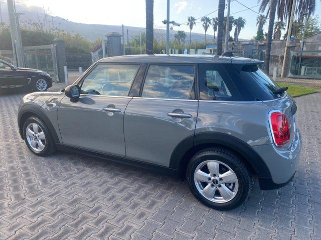 MINI One 1.5 One D Business 5 porte **NEOPATENTATI**