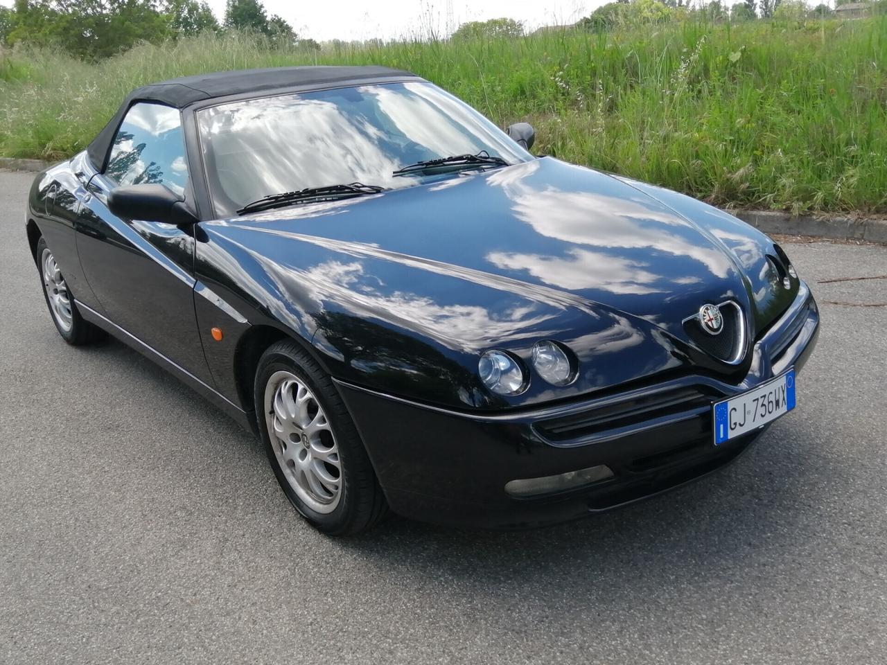 Alfa Romeo Spider 2.0 Twin Spark L