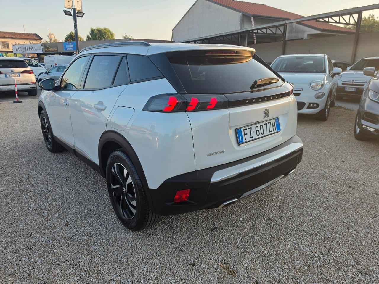 Peugeot 2008 PureTech Turbo 130 S&S Allure ok neopatentati