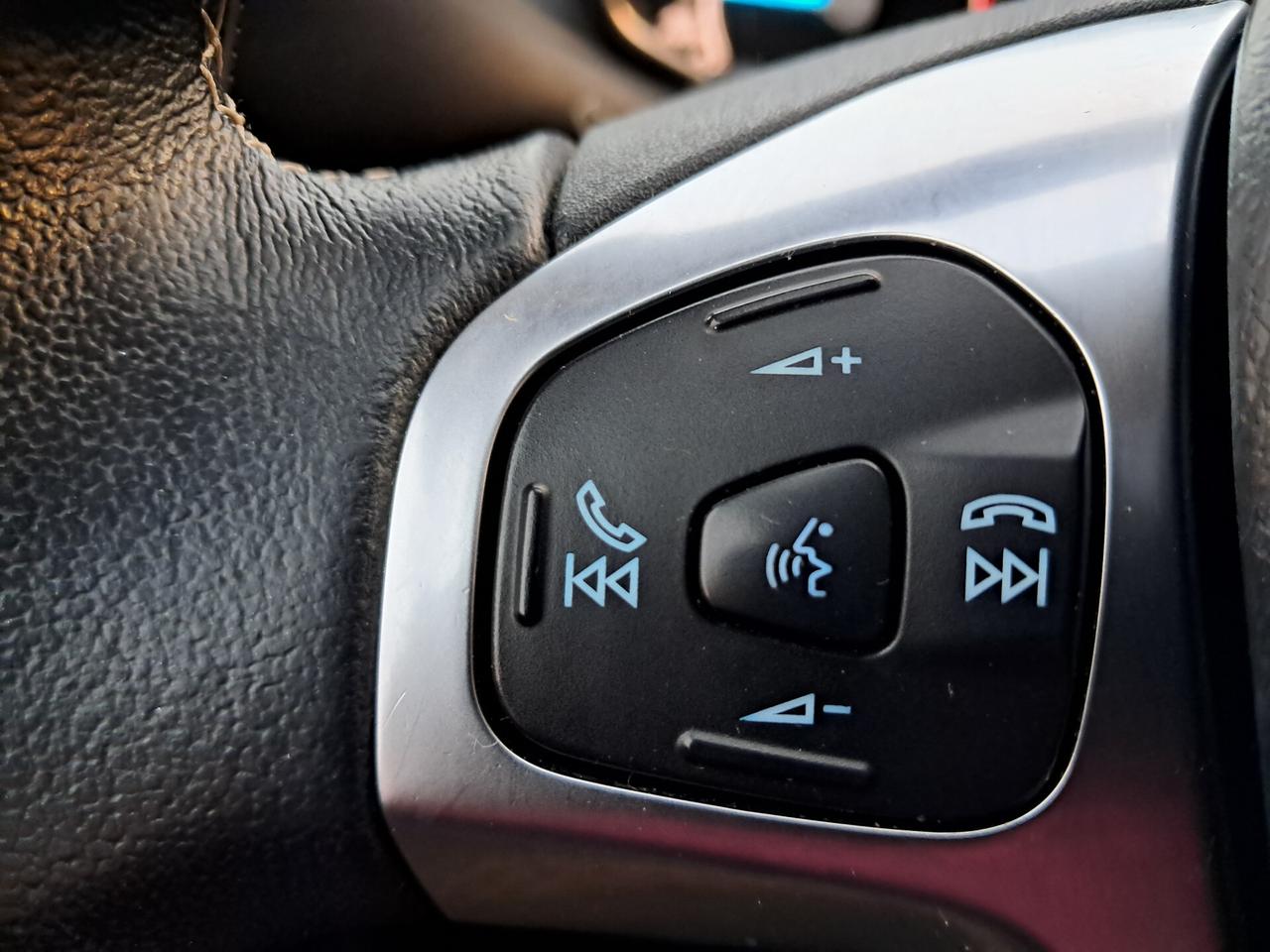 Ford Fiesta 1.4 5p. Bz.- GPL Titanium