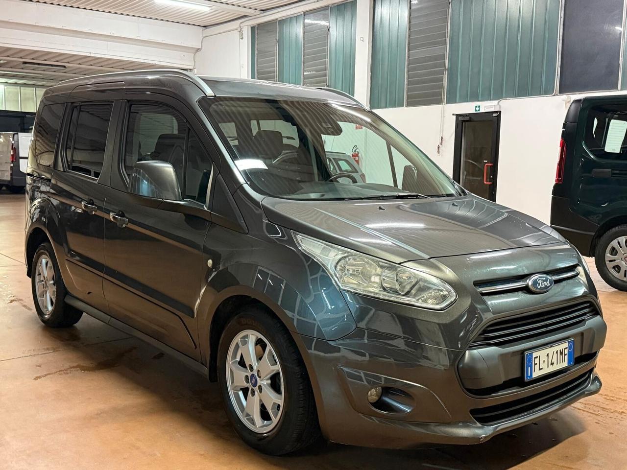 Ford Tourneo Connect 1.5 TDCi Titanium
