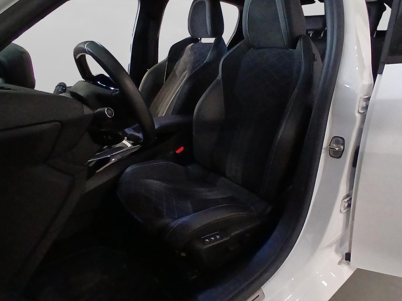 Peugeot 208 PureTech 100 Stop&Start 5 porte GT pack