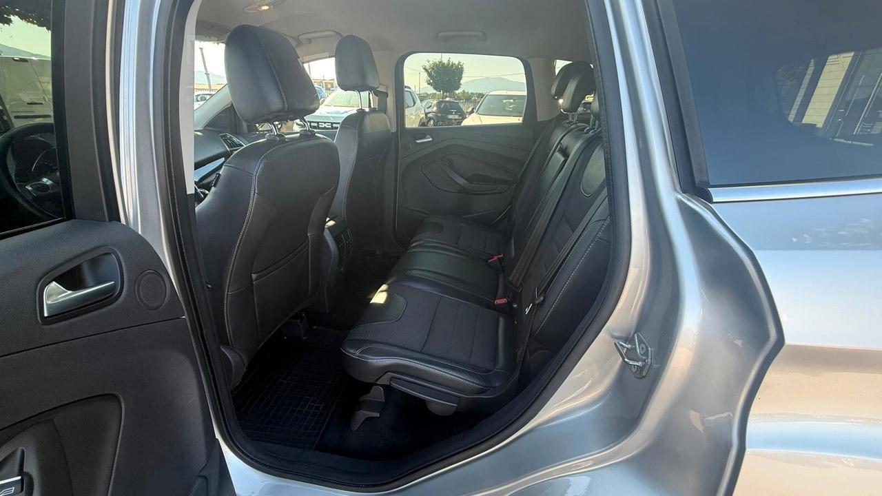 Ford Kuga 2.0 TDCI 150 CV S&S 4WD Titanium