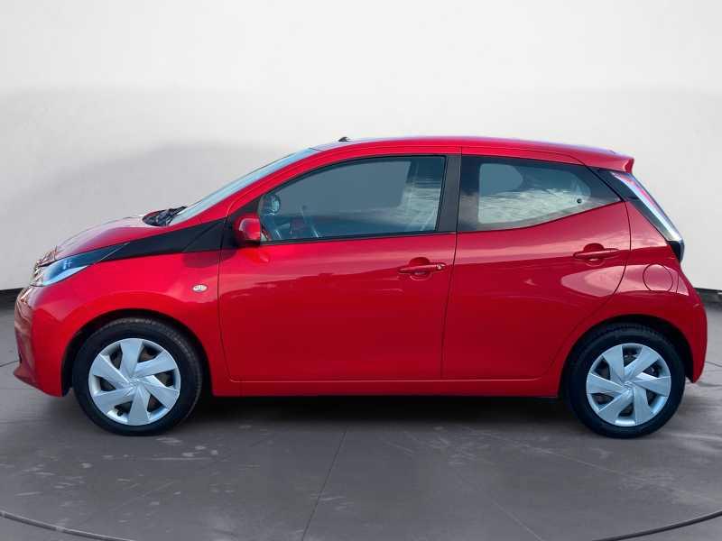 TOYOTA Aygo 5p 1.0 x-play AuToMaTica