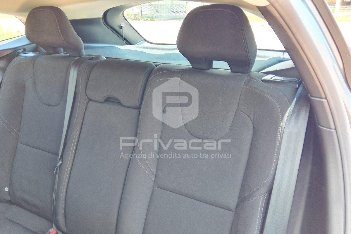 VOLVO V40 Cross Country D2 Kinetic