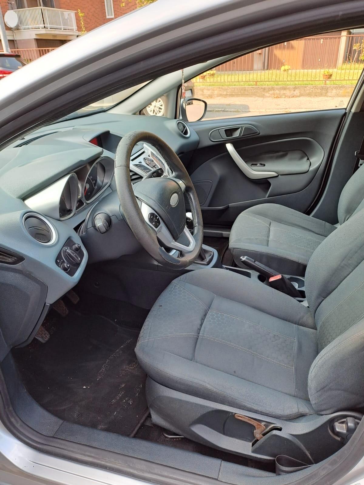 Ford Fiesta 1.4 TDCi 5p. Titanium