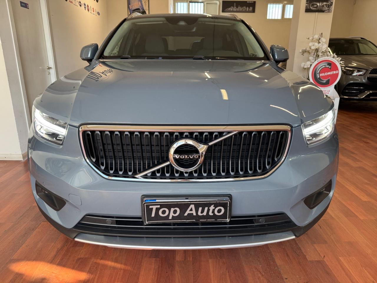 VOLVO XC 40 D3 GEARTRONIC MOMENTUM PRO - MY21