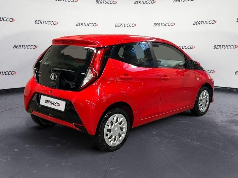 Toyota Aygo 2ª serie Connect 1.0 VVT-i 72 CV 5 porte x-play