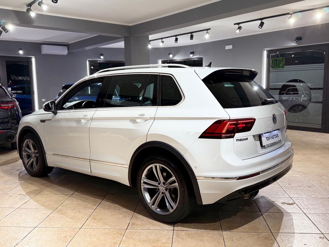 Volkswagen Tiguan 2.0 TDI SCR DSG Sport R-LINE