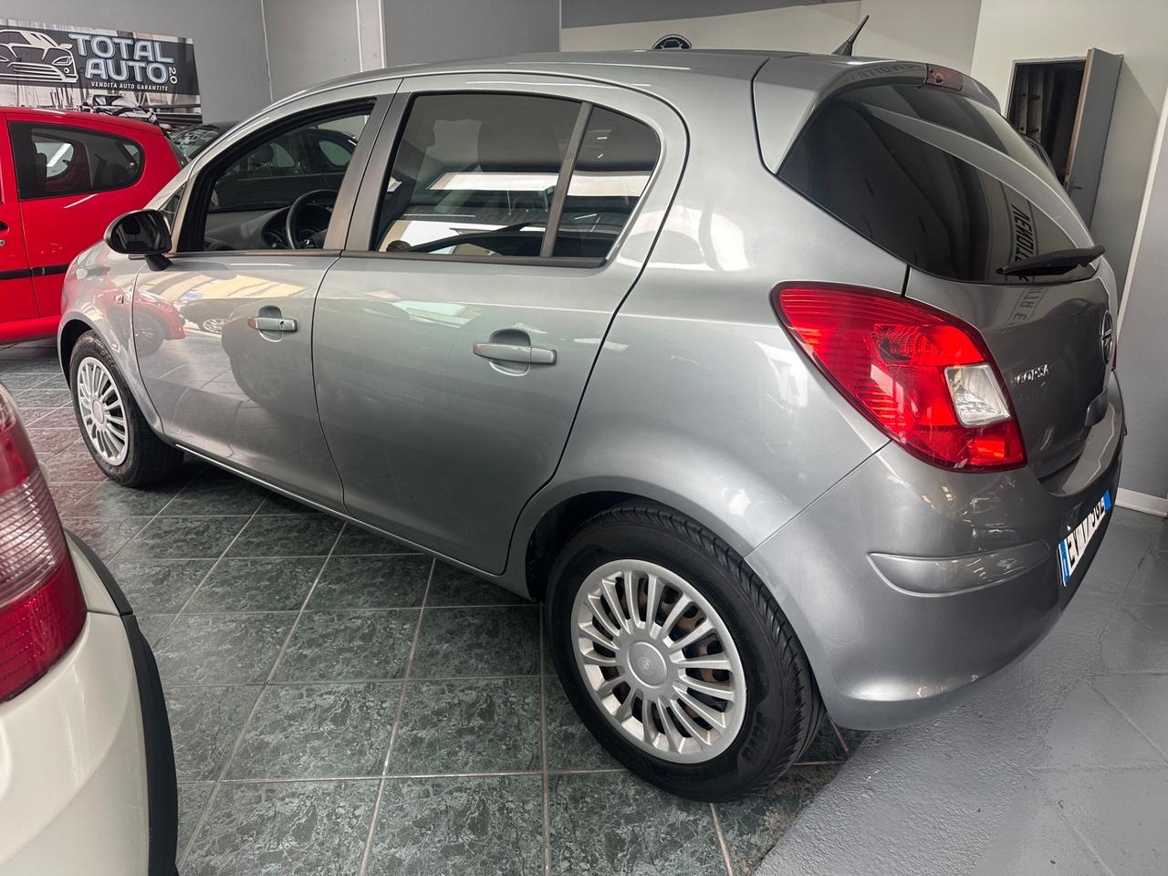Opel Corsa 1.2 85CV 5 porte GPL-TECH Elective