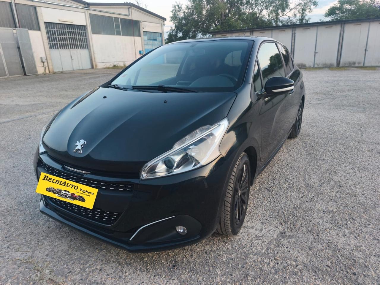 Peugeot 208 2019----1.2 Benzina Neopatentati