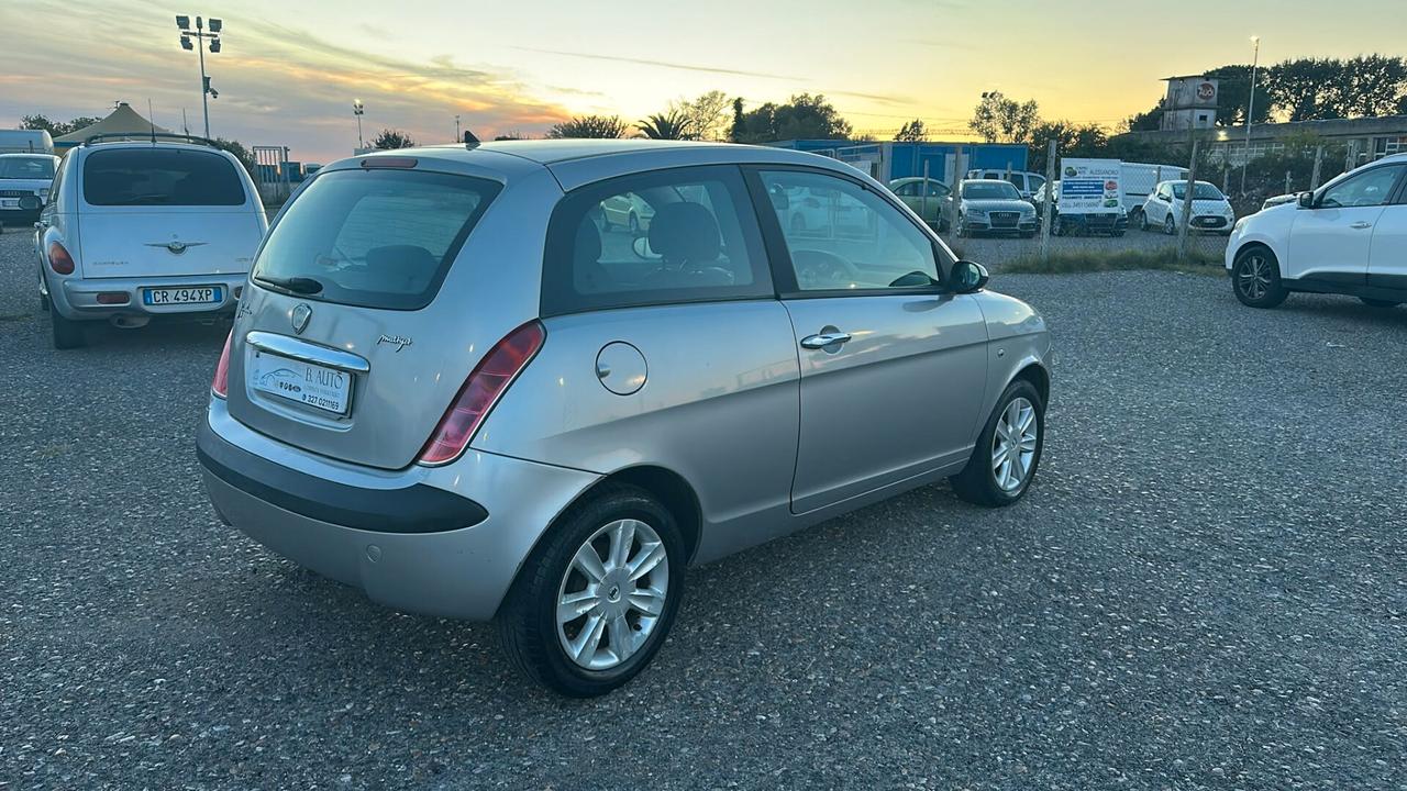 Lancia Ypsilon 1.3 Multijet 16V Platino