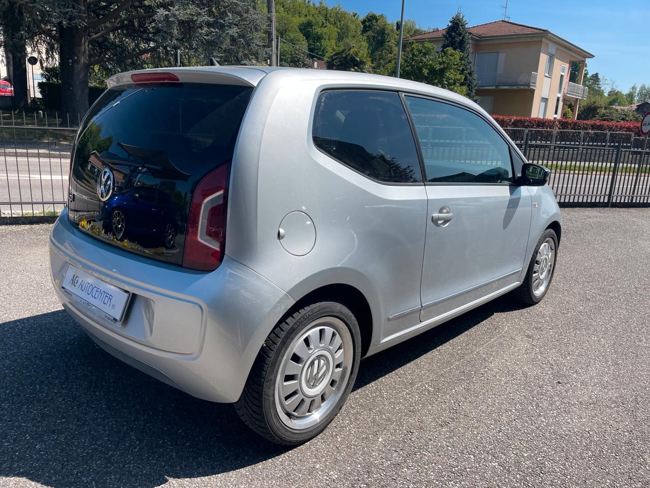 Volkswagen up! 1.0 75 CV 3p. high