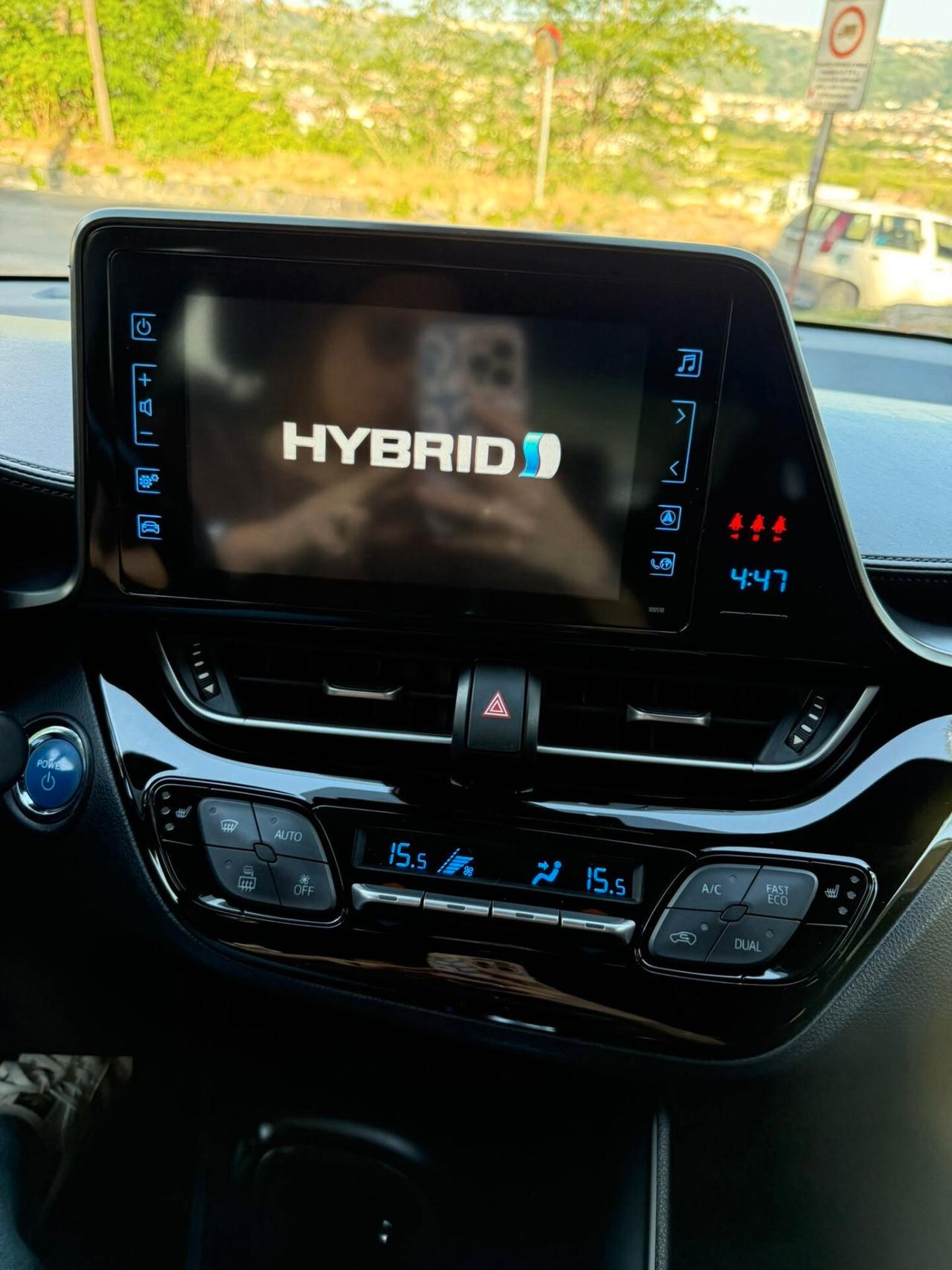 Toyota C-HR 1.8 Hybrid E-CVT Lounge