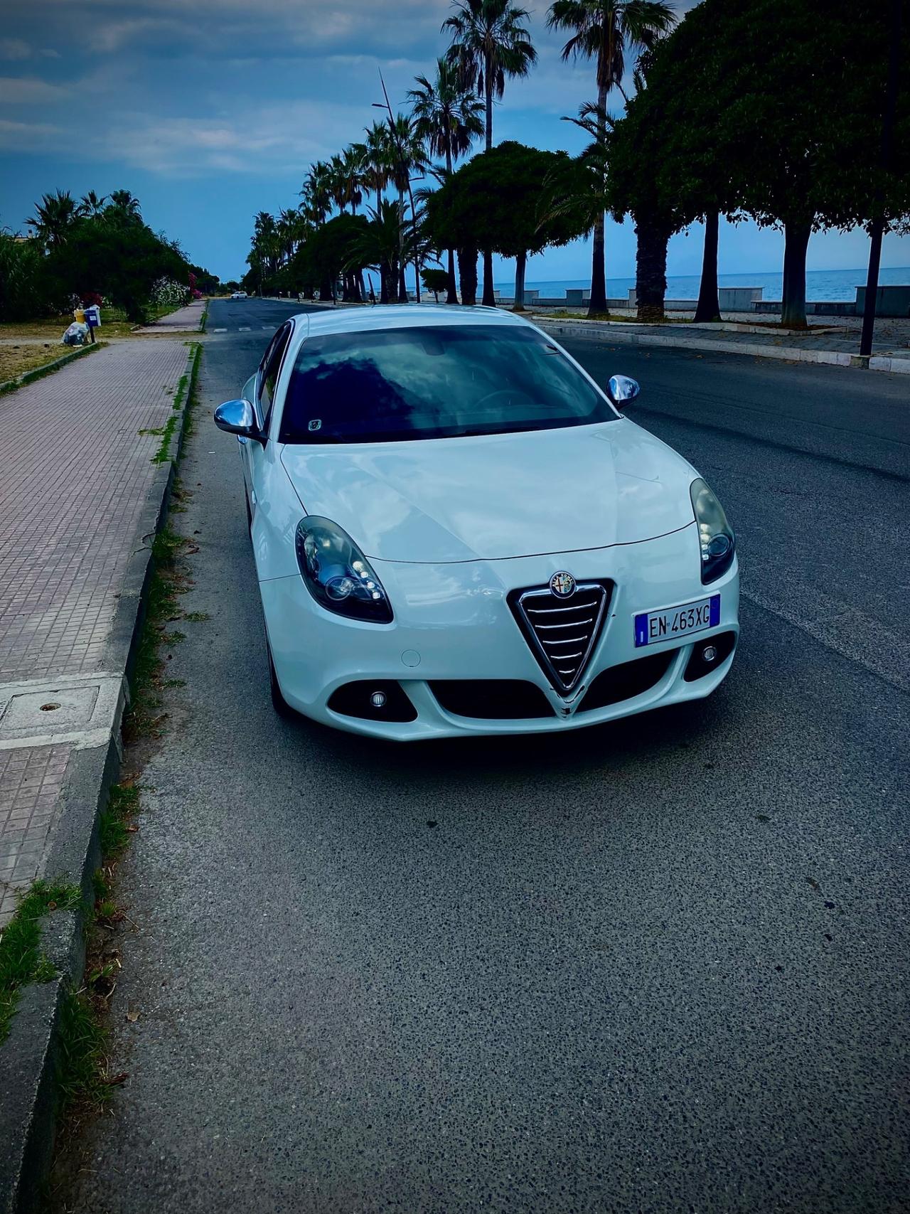 Alfa Romeo Giulietta 1.6 JTDm-2 105 CV Distinctive