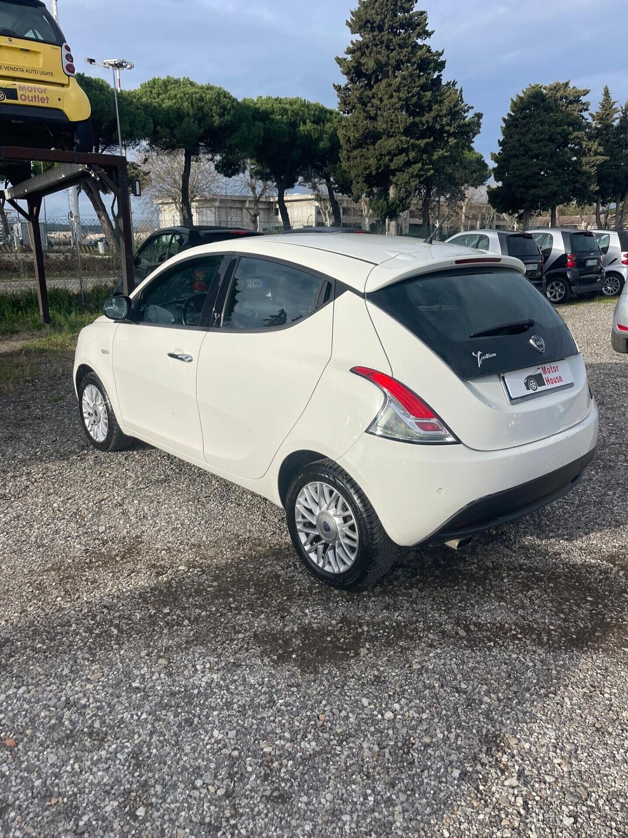 Lancia Ypsilon 1.3 MJT 16V 95 CV 5 porte S&S Gold