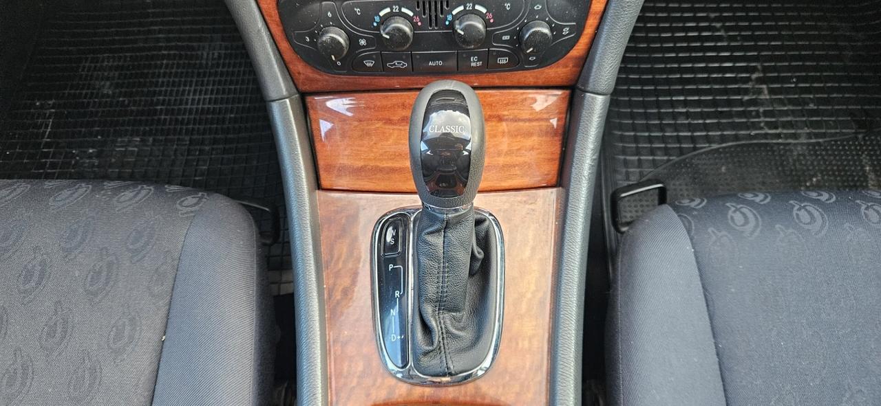 Mercedes-benz C 220CDI Classic