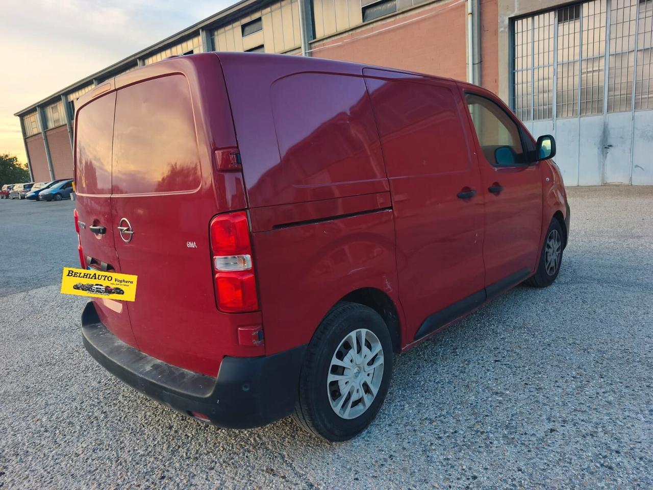 Opel Vivaro 2019---1.5 Diesel Autocarro
