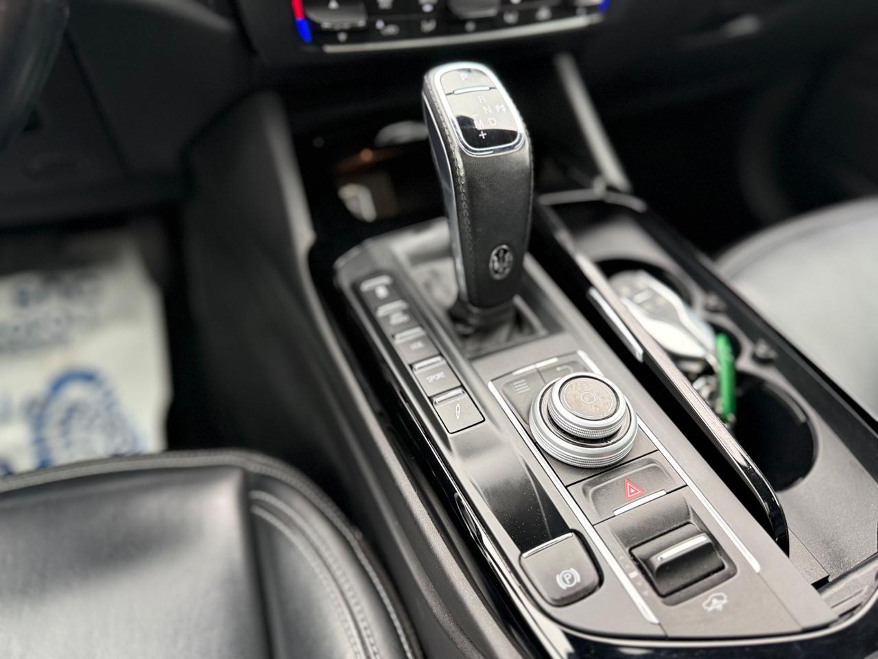 Maserati Levante V6 AWD Granlusso