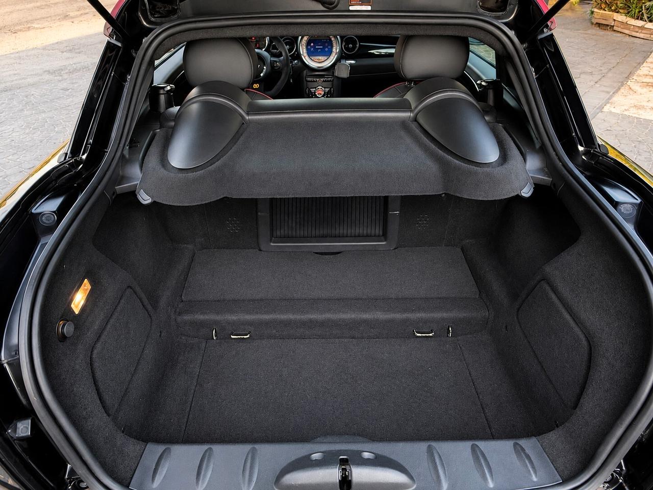 Mini John Cooper Works Coupe 1.6 Coupé elaborata