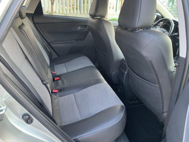 TOYOTA Auris 1.8 Hybrid Lounge