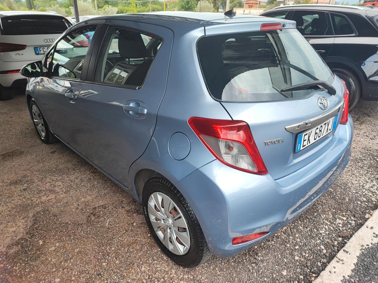 Toyota Yaris 1.4 D-4D 5 porte Lounge
