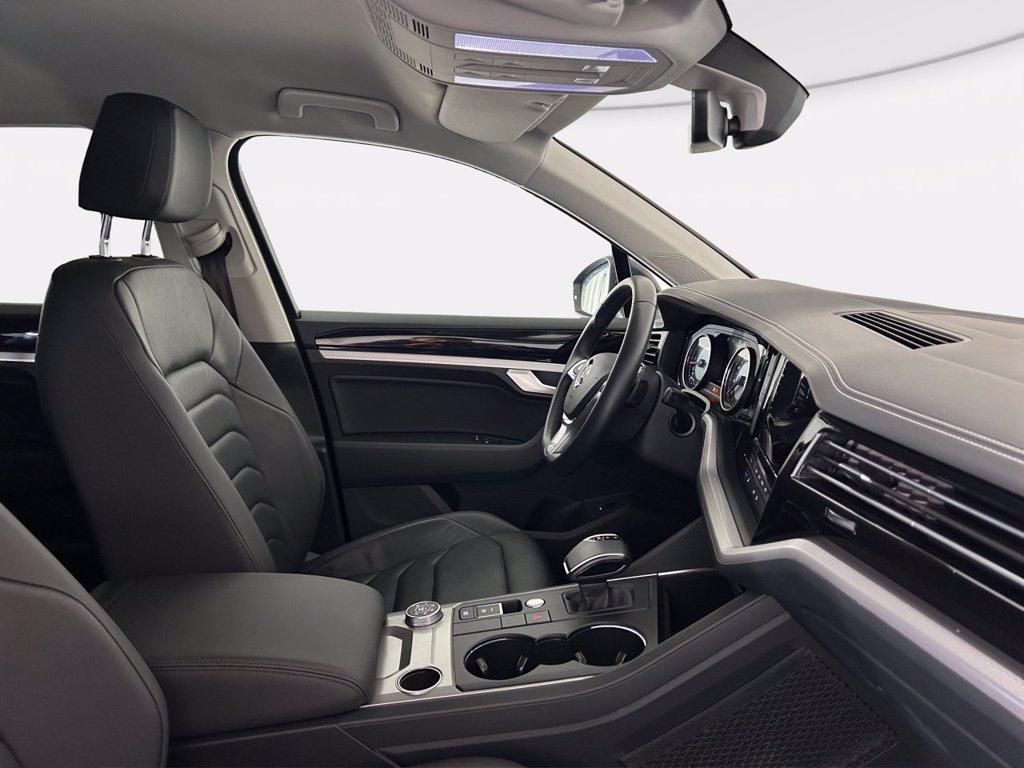 VOLKSWAGEN Touareg 3.0 v6 tdi advanced 231cv tiptronic del 2019