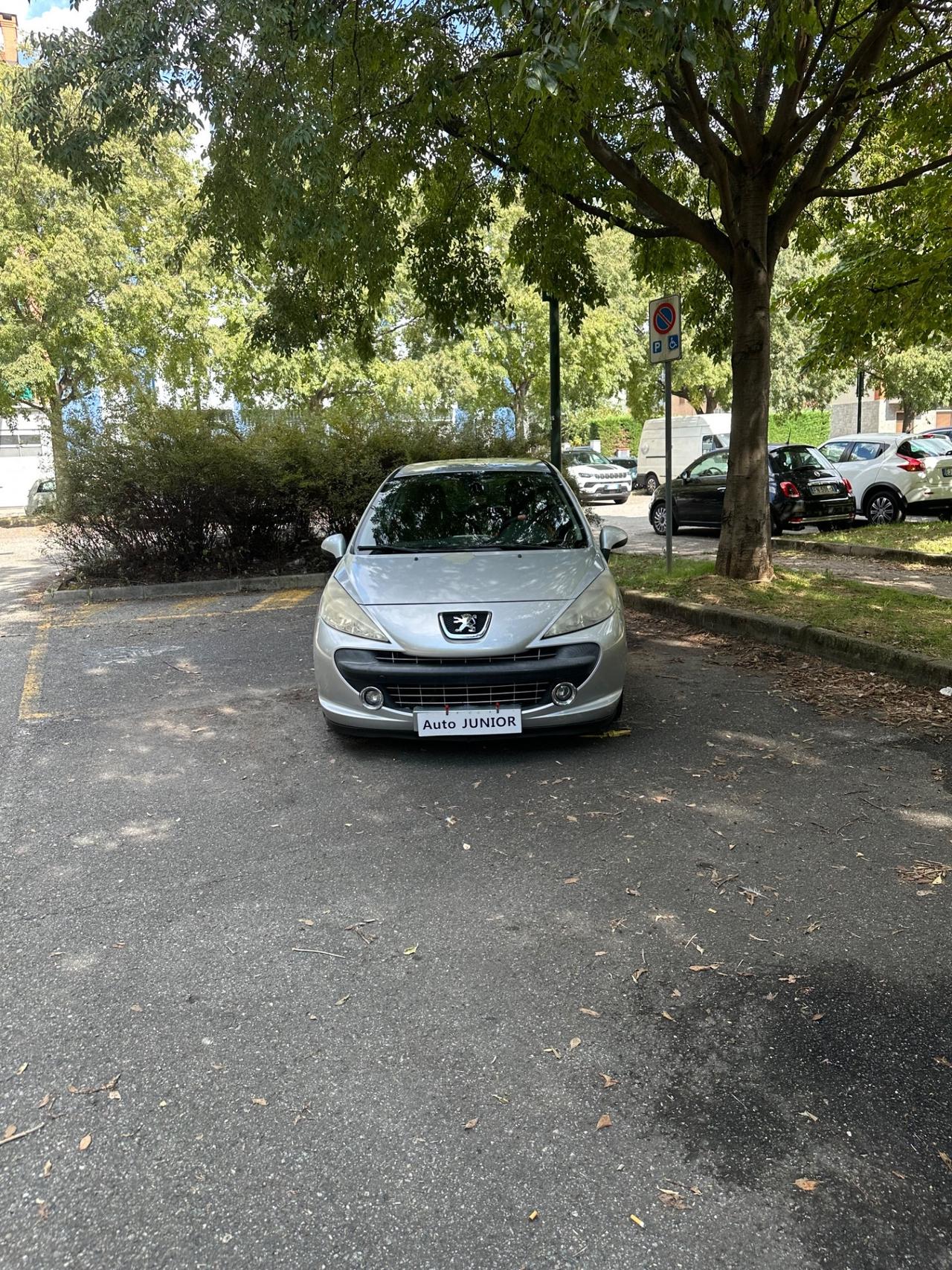 Peugeot 207 1.6 HDi 110CV 3p. XS