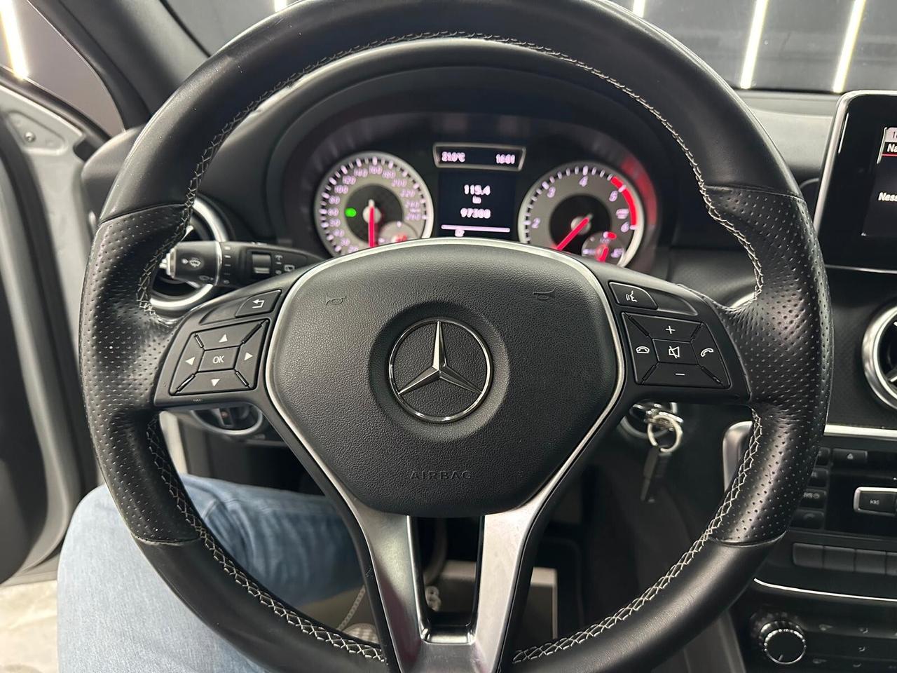 Mercedes-benz A 180 CDI Premium