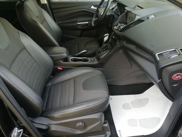FORD Kuga 2.0 TDCI 150 CV S&S 4WD Powershift Titanium