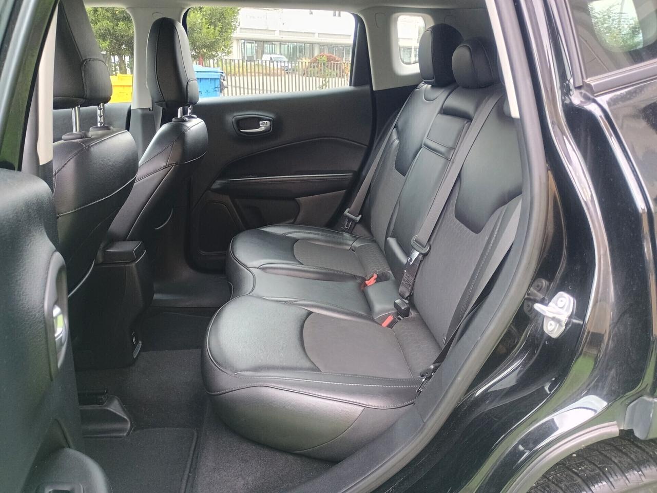 Jeep Compass 1.6 Night Eagle