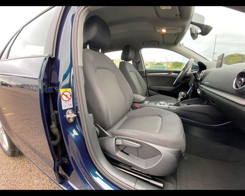 Audi A3 III 2016 Sportback Sportback 35 2.0 tdi Business 150cv s-tronic my20