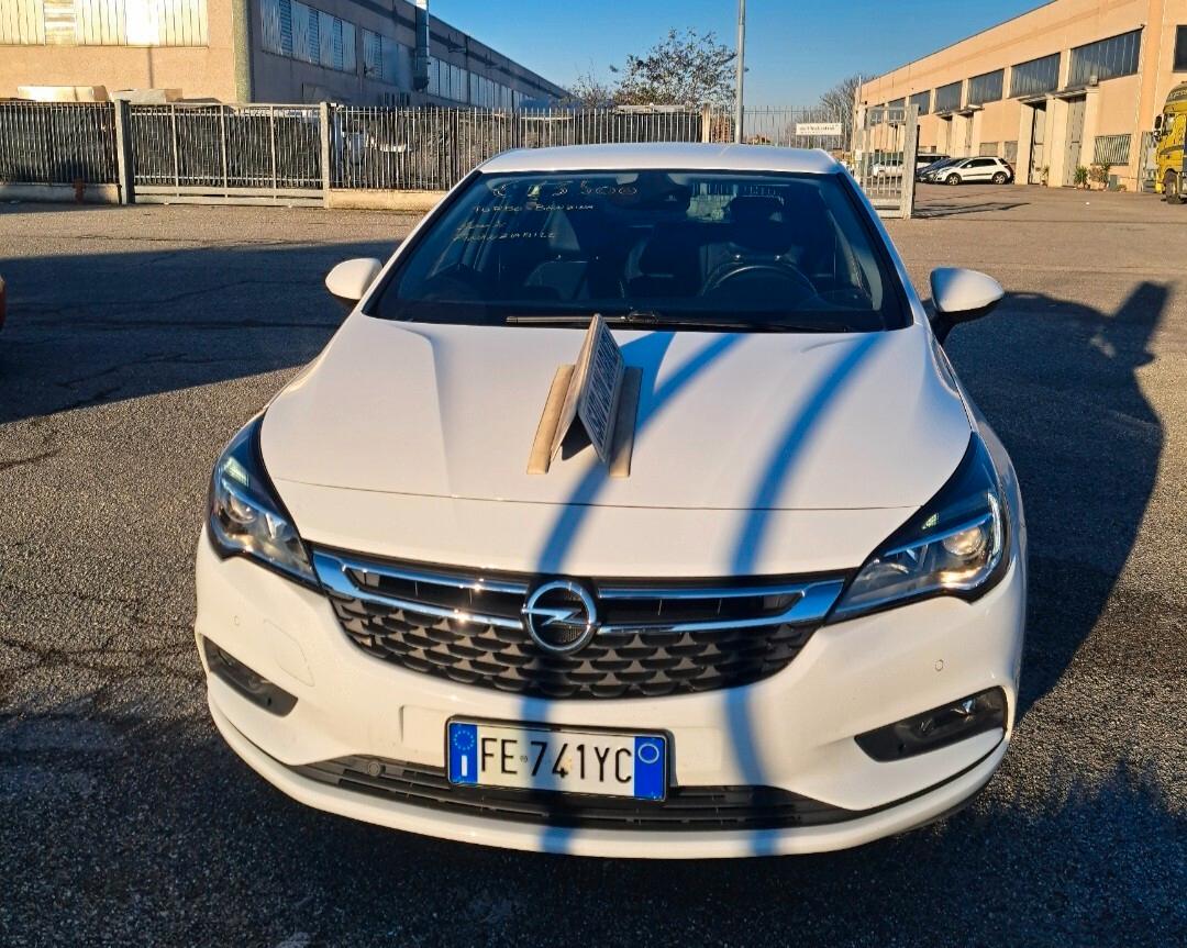 Opel Astra 1.6 Turbo SHT 200CV Start&Stop 5 porte Innovation