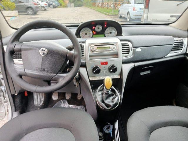 LANCIA Ypsilon 1.2 69 CV New Oro BIFUEL GPL ok *neopatentati*