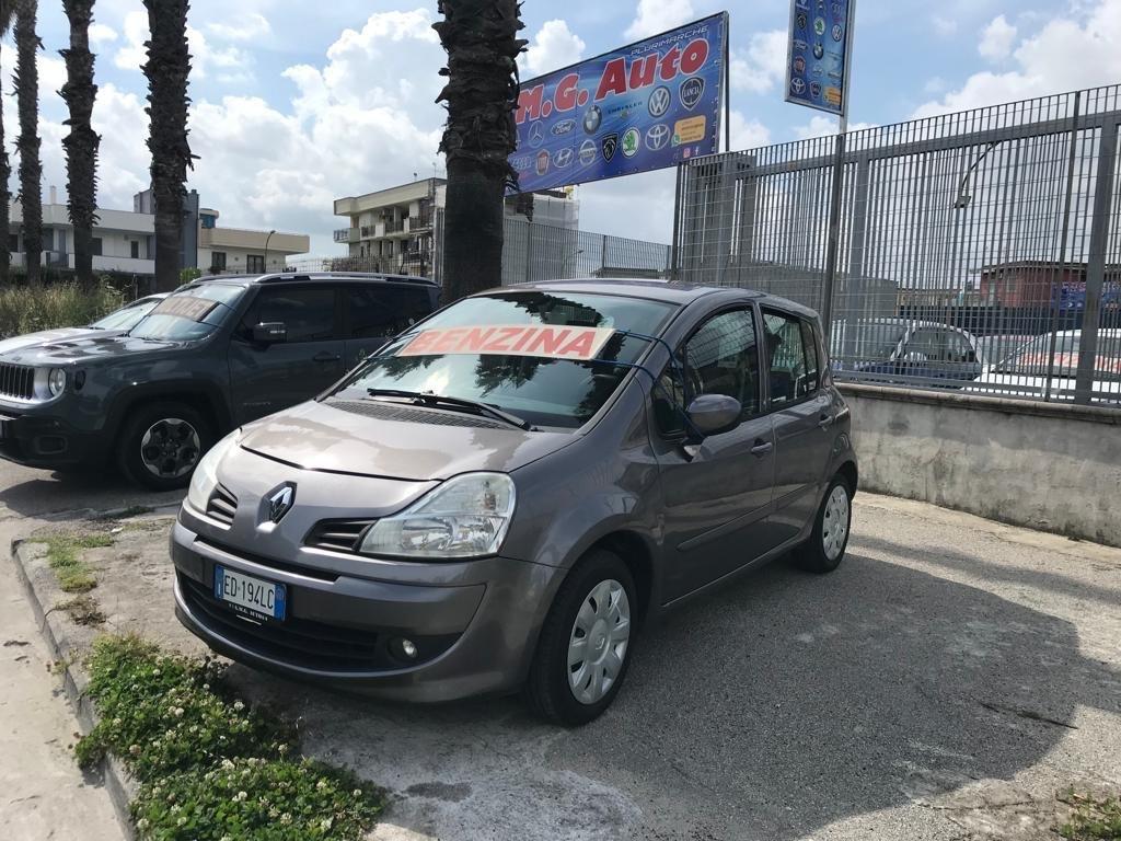 Renault Modus 1.2 16V Yahoo! 75 CV 55 KW auto pari al nuovo