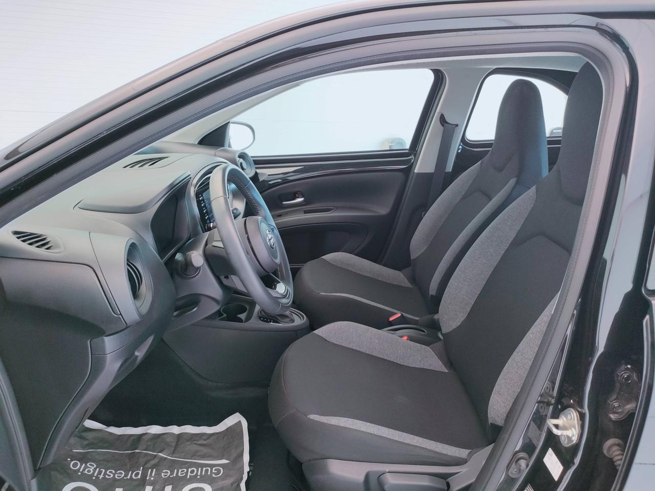 TOYOTA Aygo X - Aygo X 1.0 Active 72cv s-cvt