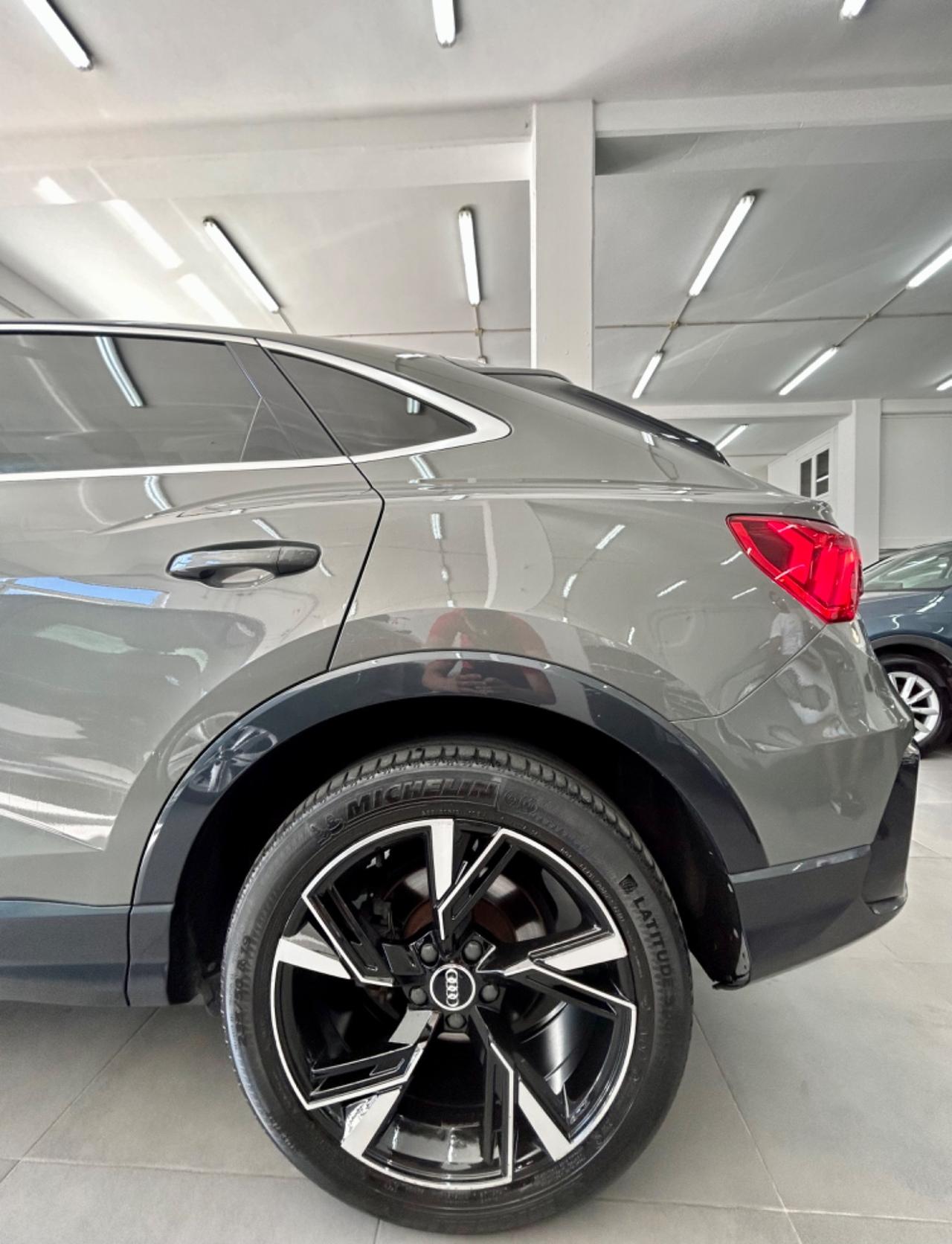 Audi Q3 SPORTBACK S-tronic finanziabile