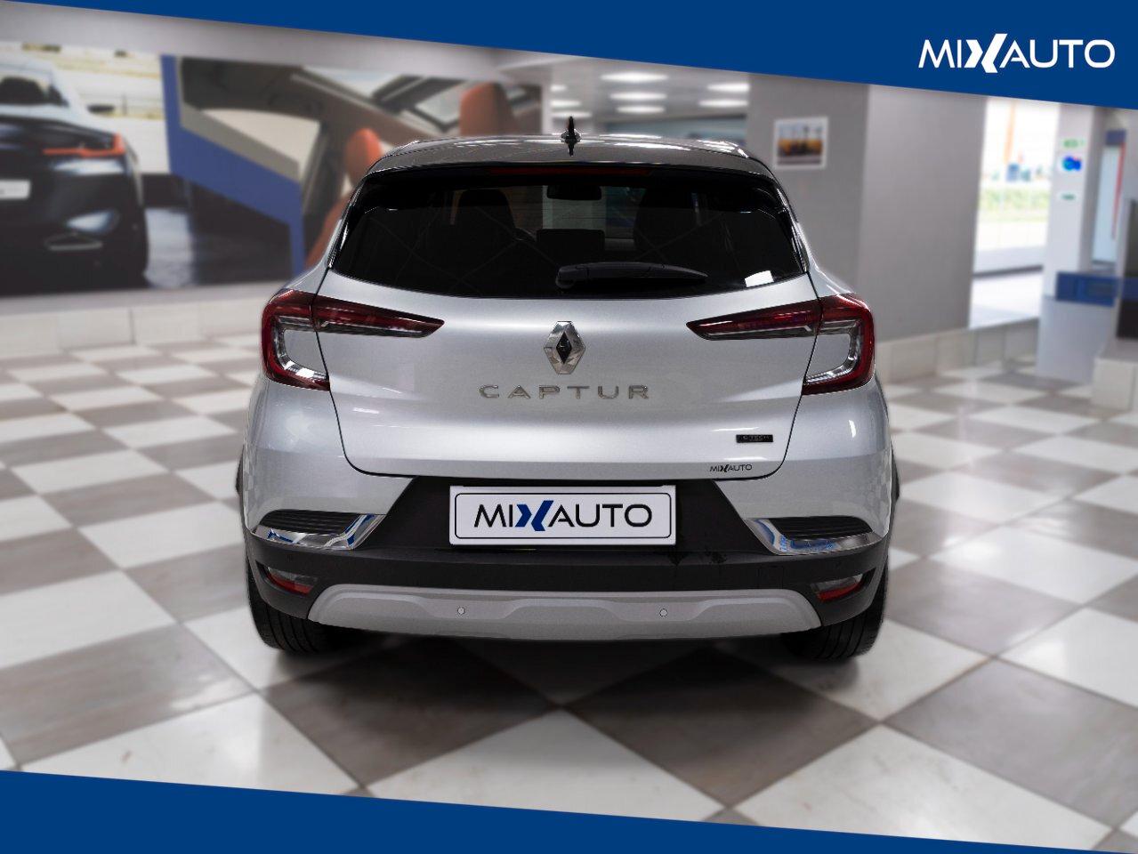 Renault Captur 1.6 E-Tech Full Hybrid Techno Fast Track 145CV Auto
