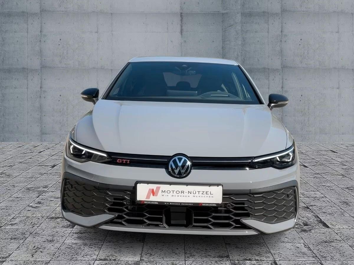 Volkswagen Golf 8.5 GTI 2.0 TSI DSG
