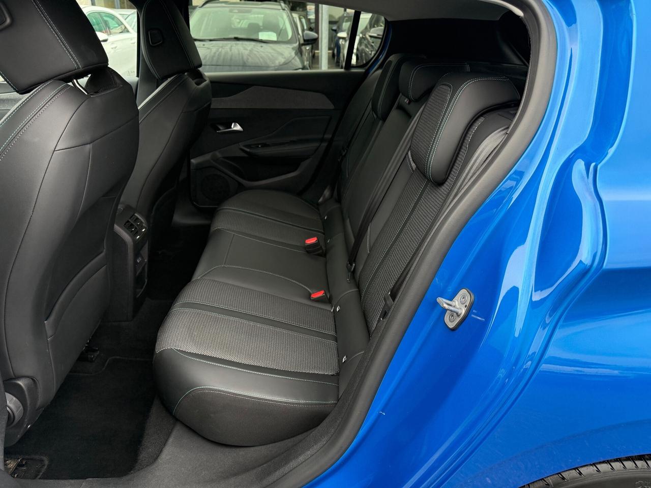 Peugeot 308 Berlina 1.5 130 S&S EAT8 Allure Pack