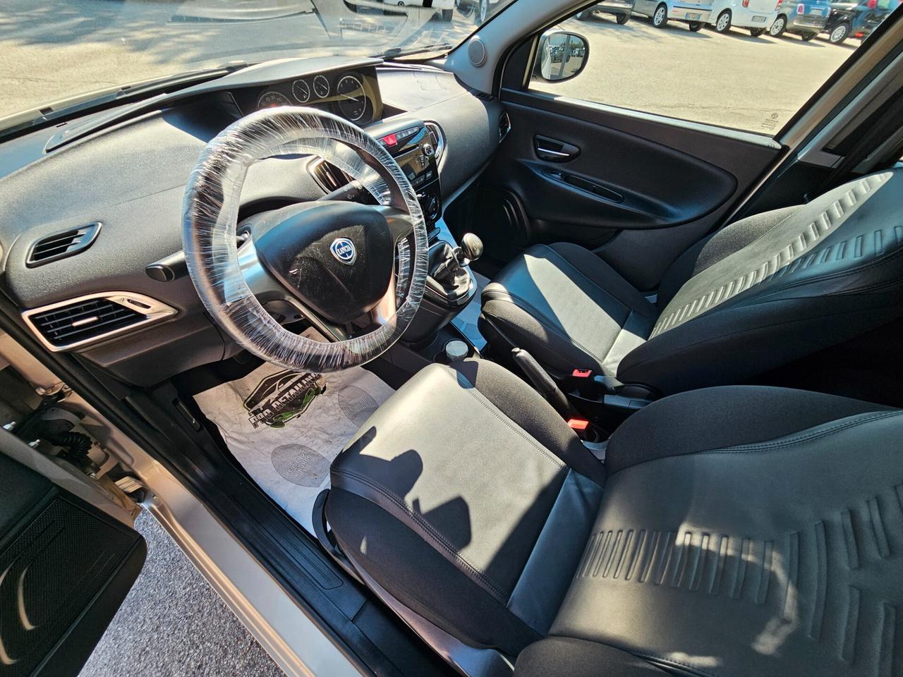 Lancia Ypsilon 1.2 69 CV 5 porte GPL Ecochic