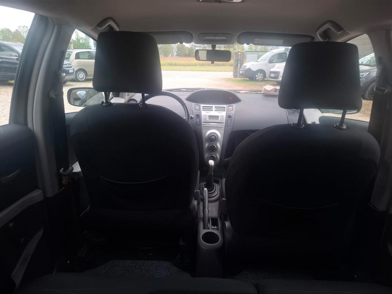 Toyota Yaris 1.3 5 porte Navi 87 Cv (64kw)