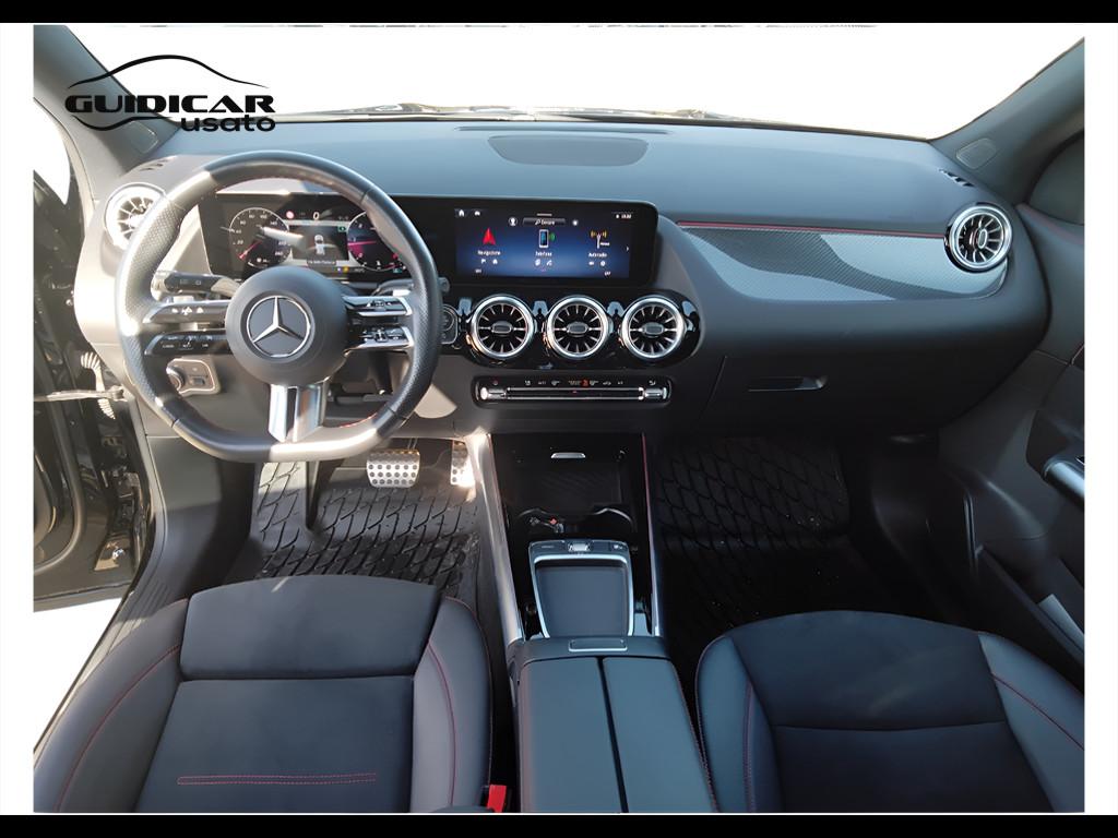 Mercedes-Benz GLA-H247 2023 - GLA 180 d AMG Line Advanced Plus auto