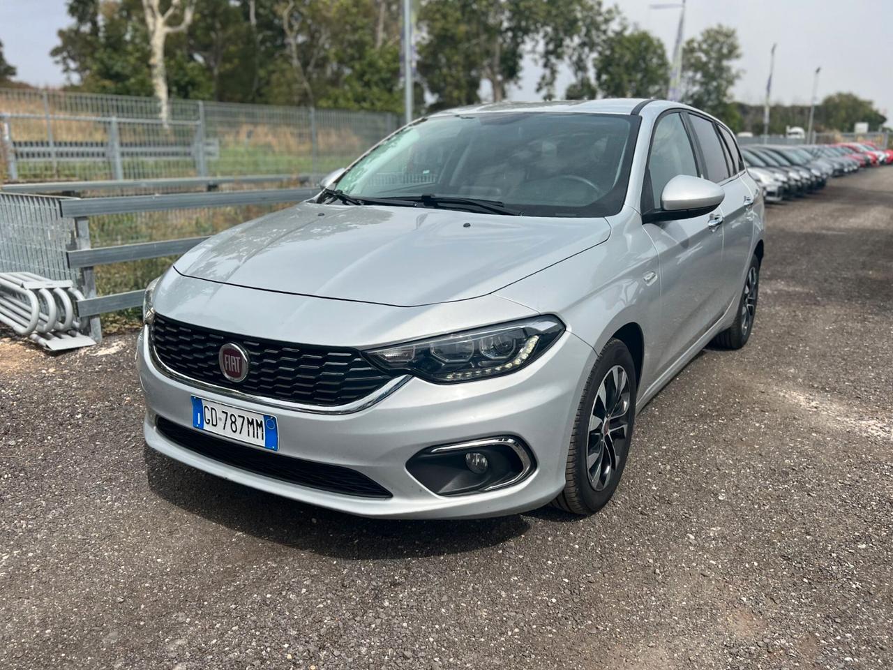 Fiat Tipo 1.4 T-Jet 120CV 5 porte Mirror