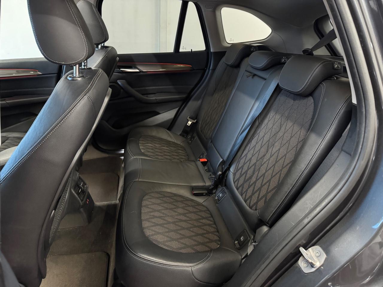 BMW X1 SDRIVE 18d AUT. XLINE - TETTO