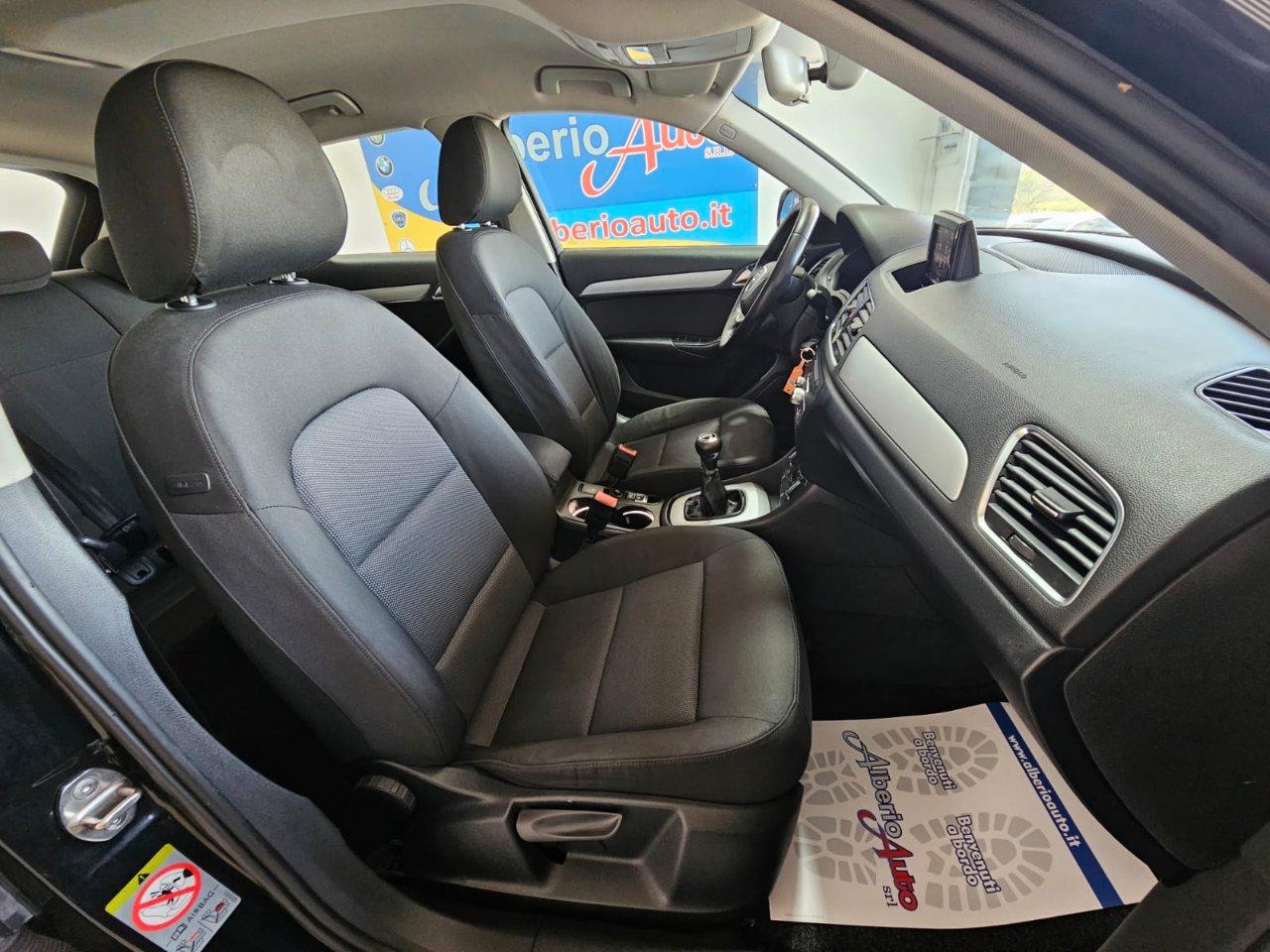 Audi Q3 2.0 tdi Business 120cv