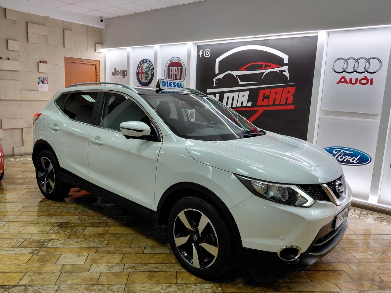 Nissan Qashqai 1.5 dCi N-Connecta soli 95000 km