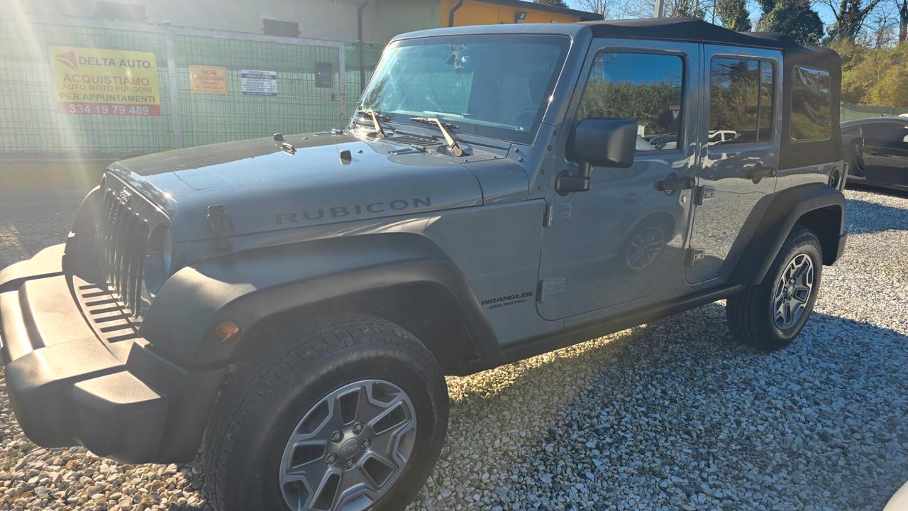 Jeep Wrangler Unlimited 2.8 CRD DPF Rubicon Auto GANCIO TRAINO