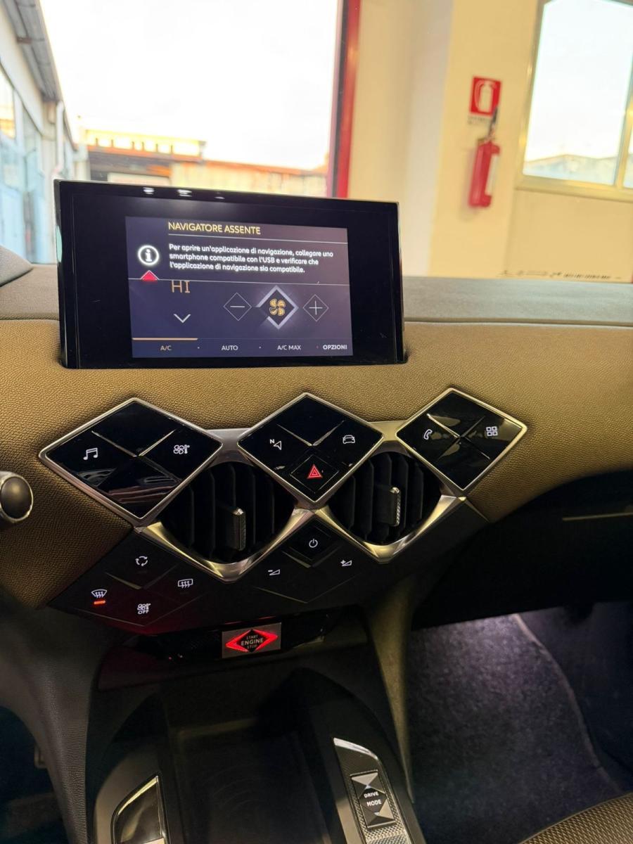 DS - DS 3 Crossback - BlueHDi 130 aut. So Chic