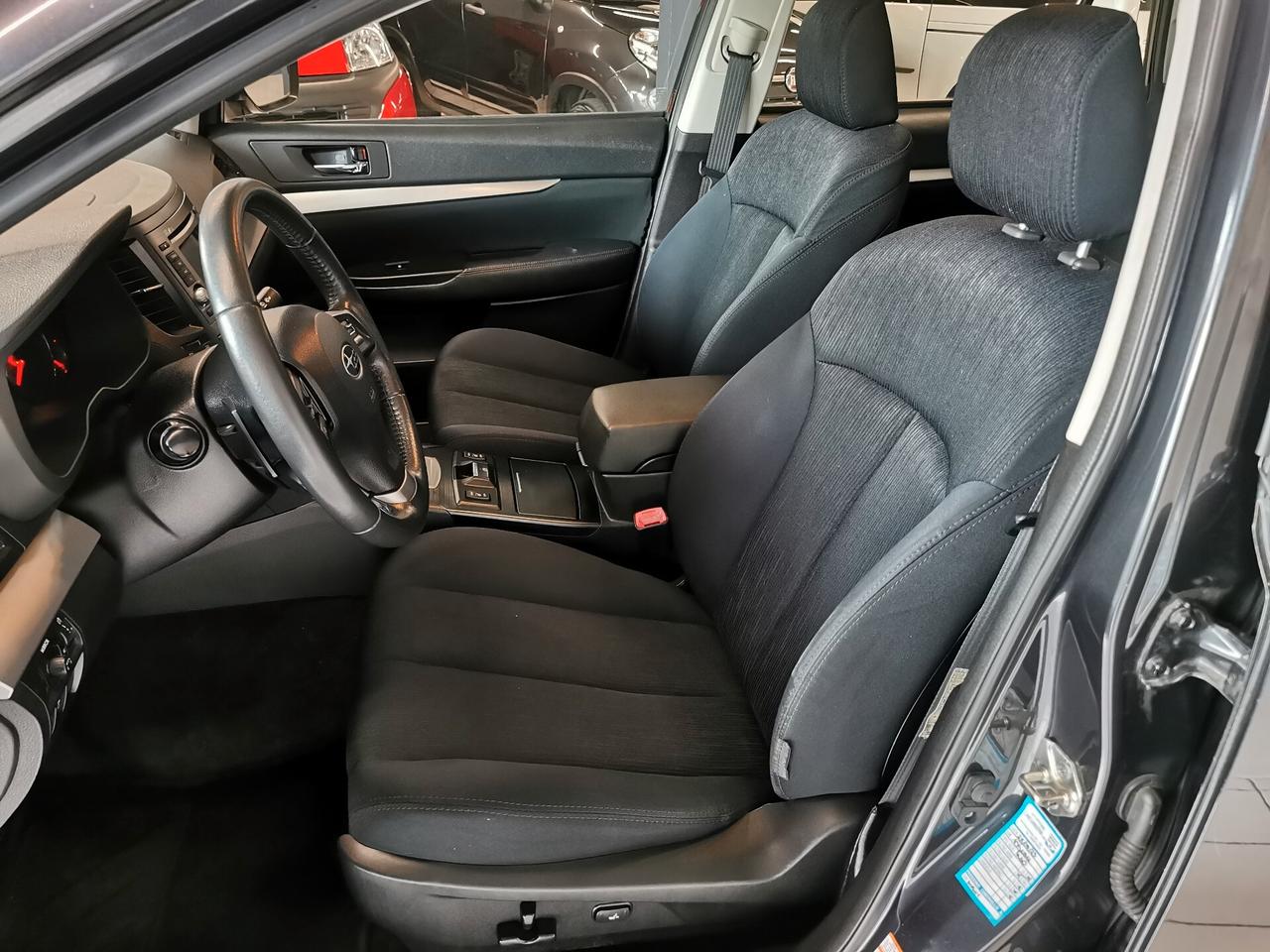 Subaru OUTBACK 2.0D CVT Exclusive